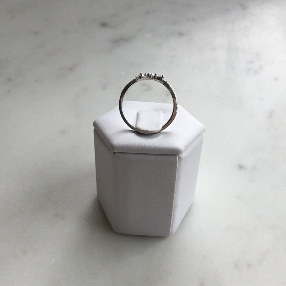 Sterling Silver Cz Ring - Picture 6 of 9